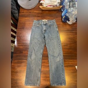 The cutest straight leg 505 Levi’s medium wash jeans!